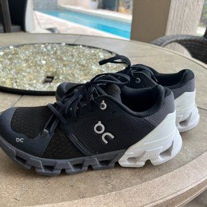 ON Cloudflyer 4 - Road running shoes